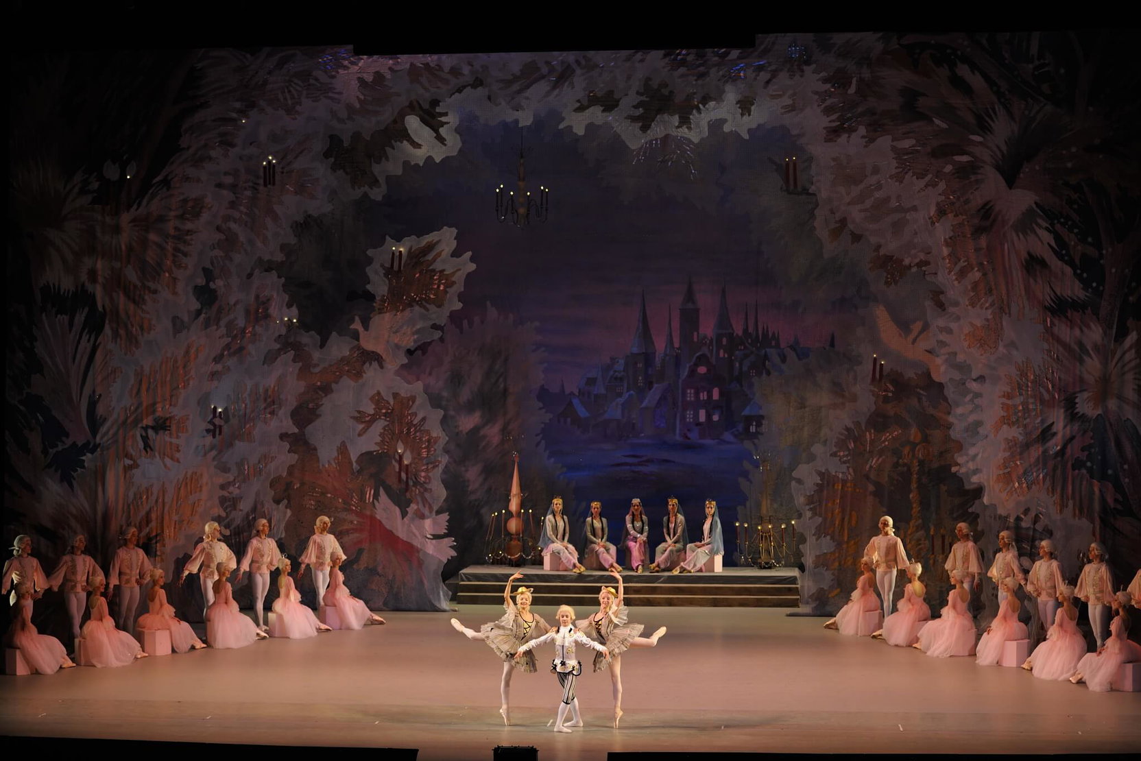  stage_nutcracker3d_-c-valentin-baranovsky.jpg