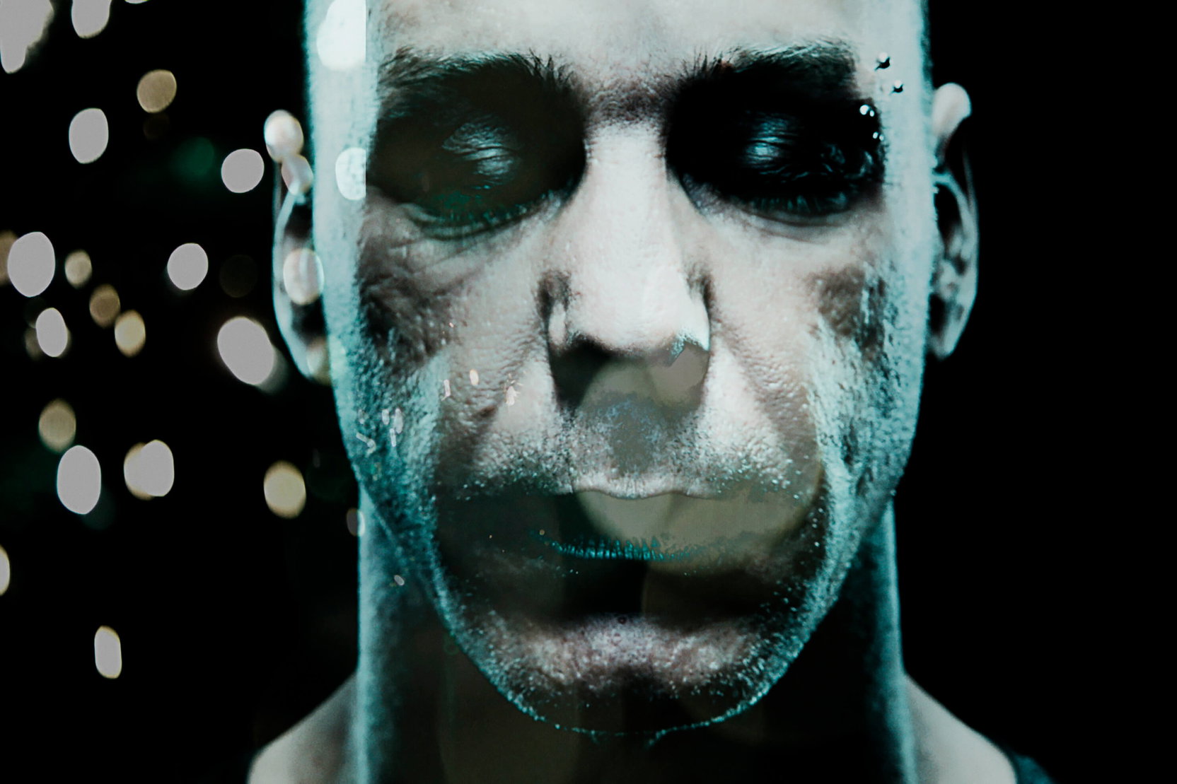 Náhledový obrázek k článku Kontroverzní pohádka a benzinem načichlá show