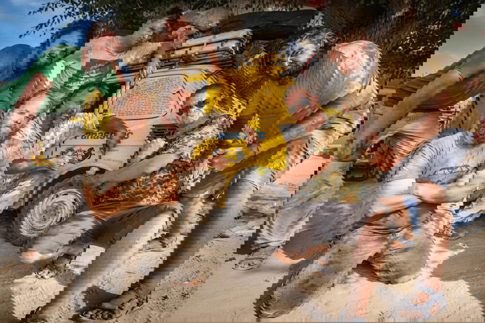 Náhledový obrázek k článku Česká kina se utkají o místo premiéry filmu Trabantem tam a zase zpátky