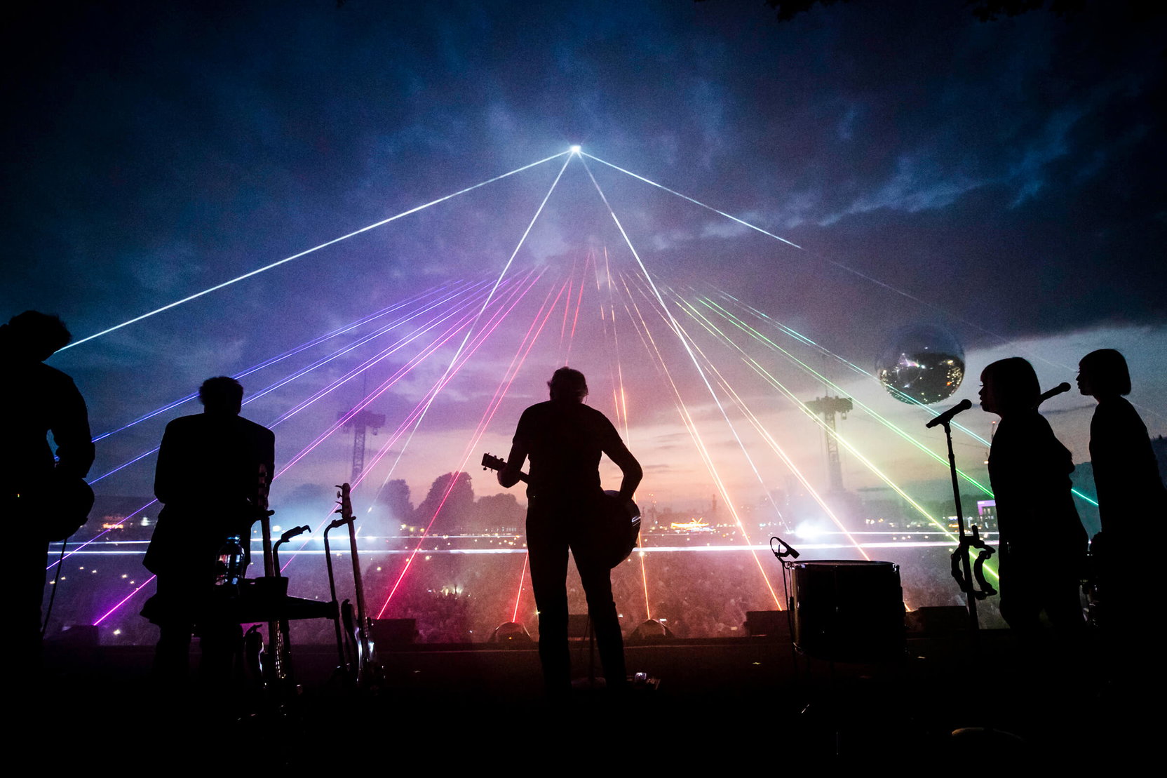 Náhledový obrázek k článku Roger Waters vstupuje do kin koncertním snímkem z veleúspěšného turné Us + Them