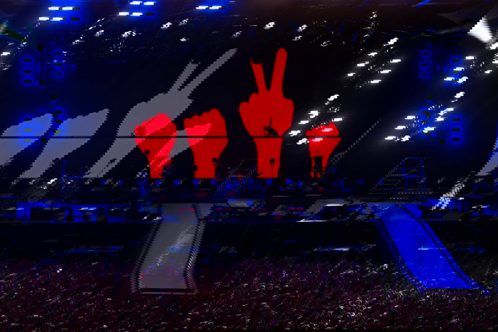 Náhledový obrázek k článku Depeche Mode spojují lidi v novém koncertním filmu Spirits in the Forest