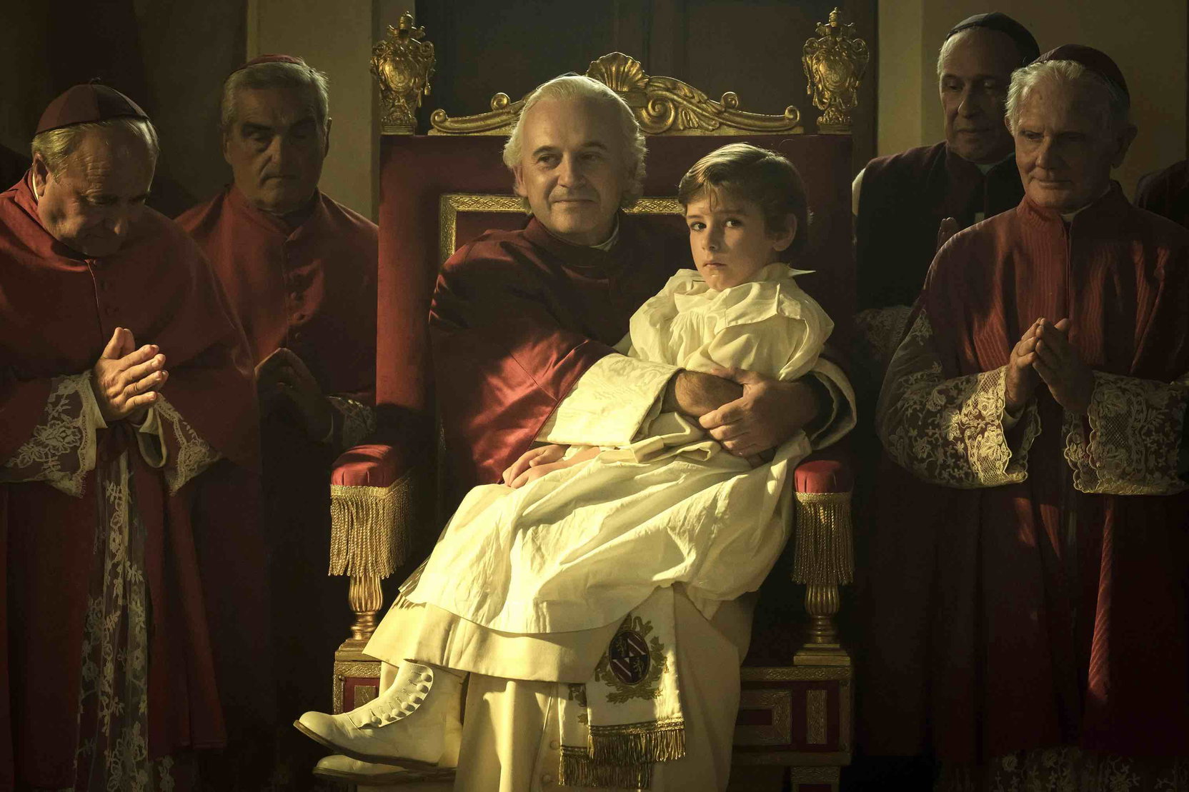 Náhledový obrázek k článku Epický trailer k filmu Papežův zákon odhaluje případ, který otřásl světem